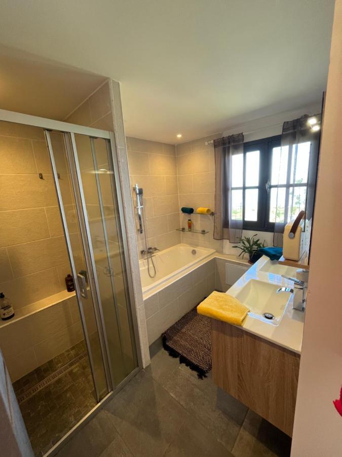 La Maison Des Camelias เลอ ตอมปง ภายนอก รูปภาพ